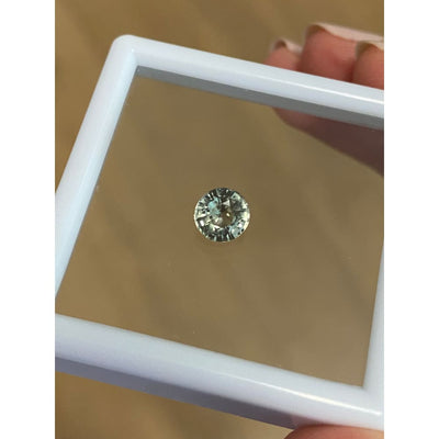 Teal Sapphire / 6mm - 0.97ct - LilPetite jewelry 